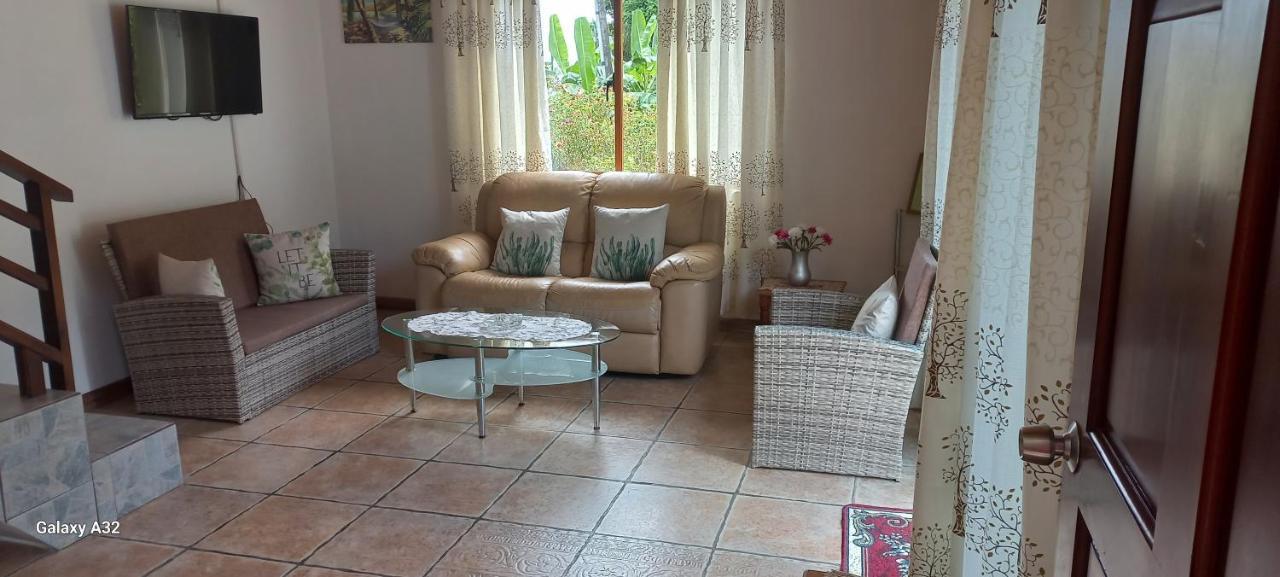 Loversnest Self Catering Anse aux Pins ภายนอก รูปภาพ